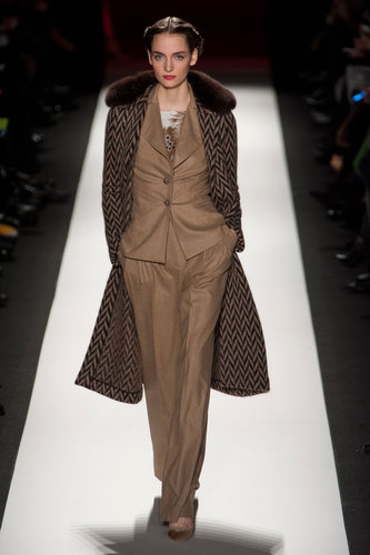 Carolina Herrera Fall 2013
Carolina Herrera Fall 2013