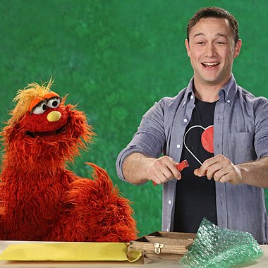Joseph Gordon-Levitt on Sesame Street