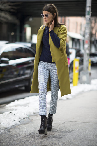 Hanneli Mustaparta kept it cool and classic in a pair of cropped, printed trousers and an understated but richly hued coat.
Source: Le 21ème | Adam Katz Sinding
Hanneli Mustaparta kept it cool and classic in a pair of cropped, printed trousers and an understated but richly hued coat.
Source: Le 21ème | Adam Katz Sinding