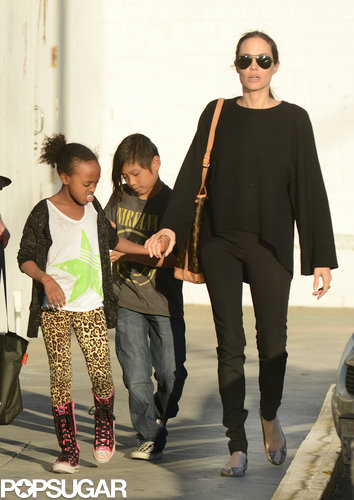 Angelina Jolie was accompanied by Zahara Jolie-Pitt and Pax Jolie-Pitt for a trip to Urban Outfitters in LA.
Angelina Jolie was accompanied by Zahara Jolie-Pitt and Pax Jolie-Pitt for a trip to Urban Outfitters in LA.