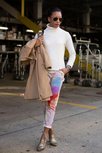 Rainbow-bright trousers played opposites against a creamy, classic turtleneck.
Rainbow-bright trousers played opposites against a creamy, classic turtleneck.