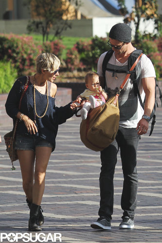 Elsa Pataky played with baby India Hemsworth.
Elsa Pataky played with baby India Hemsworth.