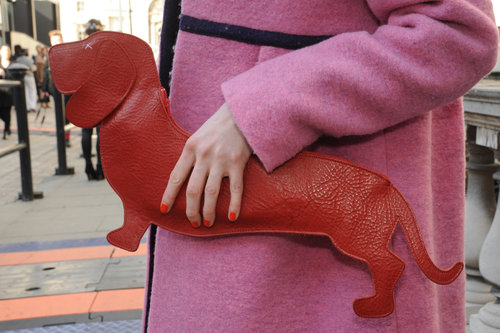 Woof! How adorable is this Dachshund clutch?
Woof! How adorable is this Dachshund clutch?