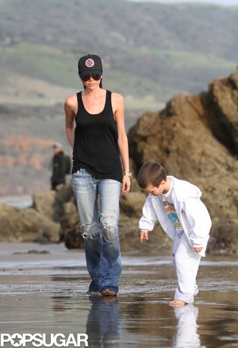 Victoria Beckham hit the beach in Malibu, CA, with Cruz in January 2010.
Victoria Beckham hit the beach in Malibu, CA, with Cruz in January 2010.