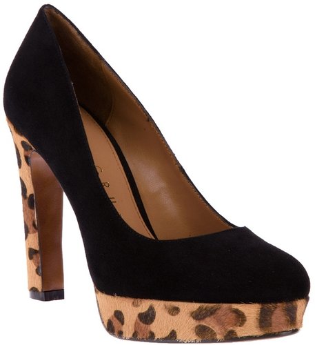 Lola Cruz leopard detail court shoe