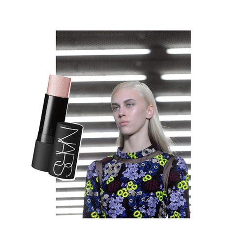 Erdem 2013 Winter London Fashion Week Glowy Skin By Nars
