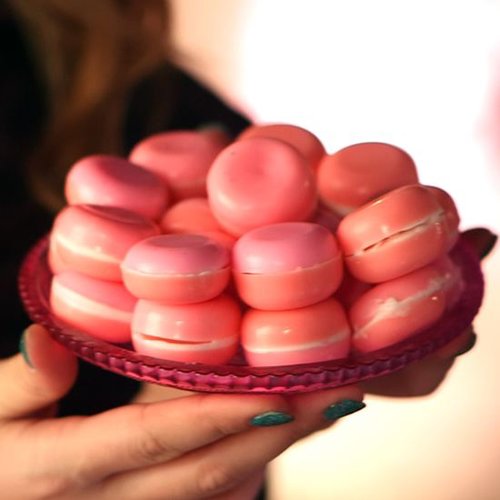 How to Make Macaron Soap