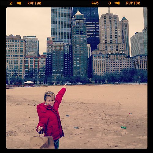 Evan Asher enjoyed some cupcakes — and Chicago sites — during the week.
Source: Instagram user jennyannmccarthy
Evan Asher enjoyed some cupcakes — and Chicago sites — during the week.
Source: Instagram user jennyannmccarthy