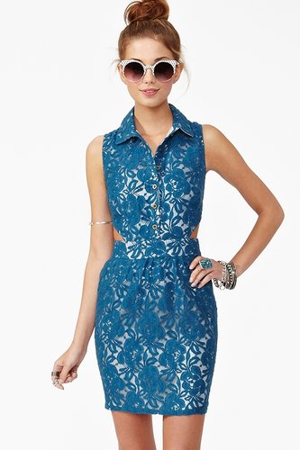 Carmen Lace Dress - Blue