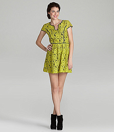 Kensie Textured Floral Lace Dress