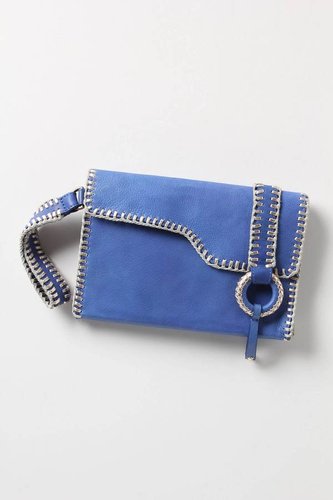 Exposed Outline Clutch