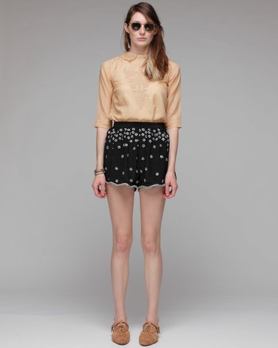 Thread Tucked Embroidered Shorts