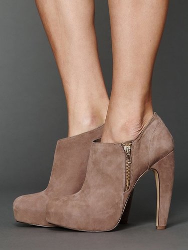 Dolce Vita Dakota Heel Bootie
