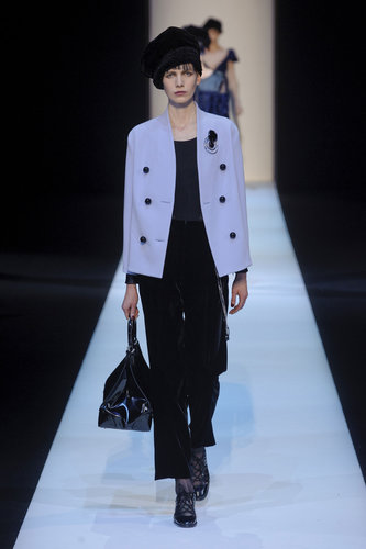 Giorgio Armani Fall 2013
Giorgio Armani Fall 2013