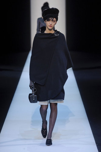 Giorgio Armani Fall 2013
Giorgio Armani Fall 2013
