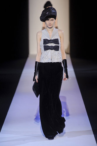 Giorgio Armani Fall 2013
Giorgio Armani Fall 2013