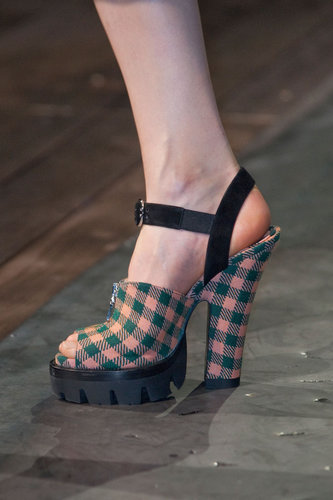 Prada Fall 2013
Prada Fall 2013