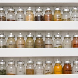 How to Store Spices