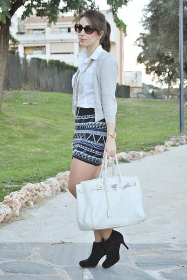 Printed skirt & silver details
