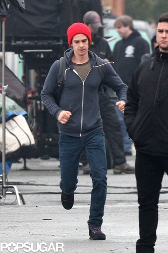 Emma Stone and Andrew Garfield Break for Breakfast in NYC Emma Stone and Andrew Garfield Break for Breakfast in NYC