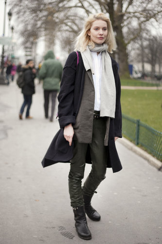 Laid-back in leather pants, biker boots, and tomboy layers.
Laid-back in leather pants, biker boots, and tomboy layers.