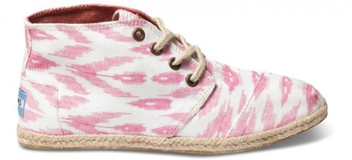 Pink ikat women's sustainable desert botas