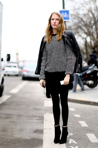 A smart knit added a more casual feel to this showgoer's all-black look.
A smart knit added a more casual feel to this showgoer's all-black look.