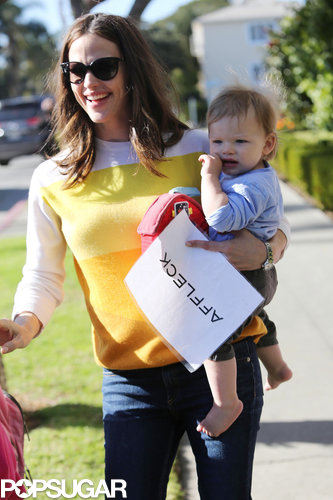 Jennifer Stops With Samuel Before Ben Breakfasts With Sera Jennifer Stops With Samuel Before Ben Breakfasts With Sera