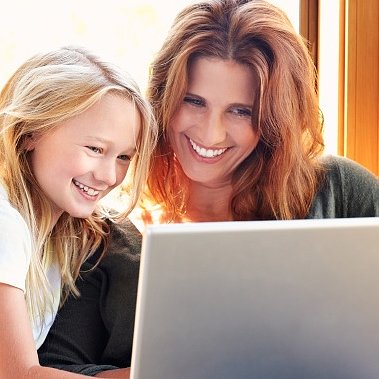 Top 25 Mom Bloggers of 2013
