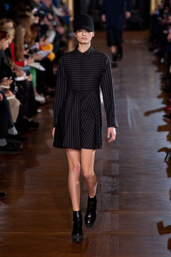 Stella McCartney Fall 2013
Stella McCartney Fall 2013