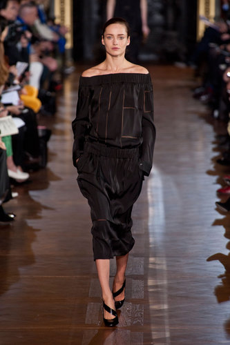 Stella McCartney Fall 2013
Stella McCartney Fall 2013