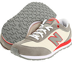 New Balance  W556