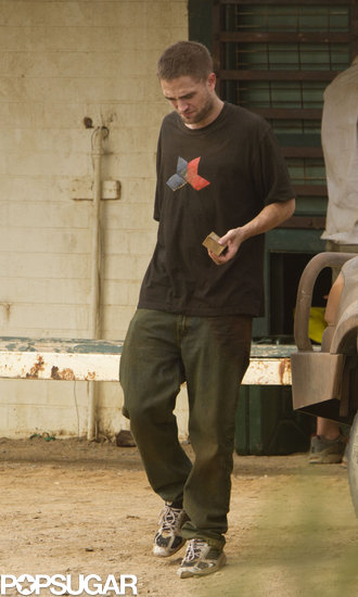 Robert Pattinson Shows Off a New Look on The Rover Set Robert Pattinson Shows Off a New Look on The Rover Set