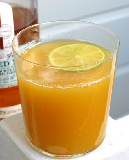 Pineapple-Rum Cocktail Pineapple-Rum Cocktail