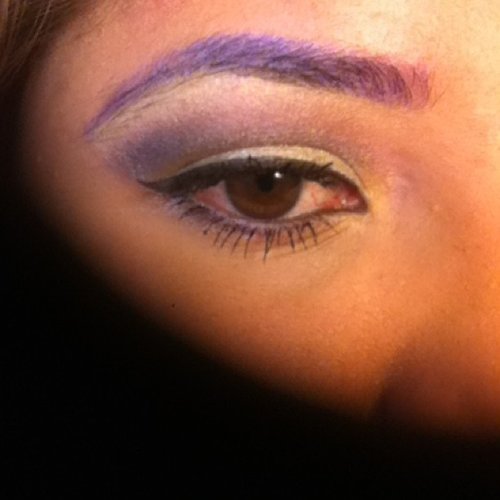 Purple eyebrows offered an unexpected dose of color, but are you brave enough to try out this look?
Source: Instagram user ang_ella
Purple eyebrows offered an unexpected dose of color, but are you brave enough to try out this look?
Source: Instagram user ang_ella
