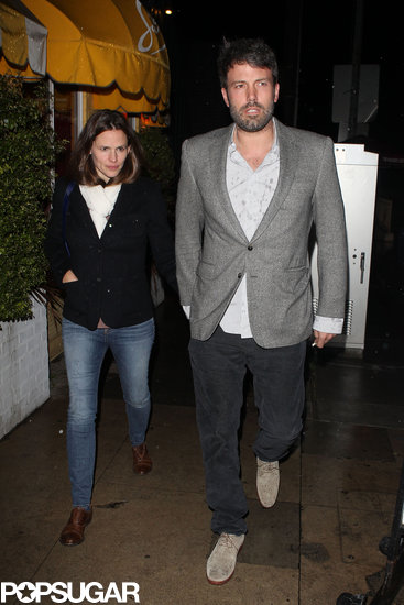 Ben Affleck and Jennifer Garner had dinner at Sam's by the Beach.
Ben Affleck and Jennifer Garner had dinner at Sam's by the Beach.