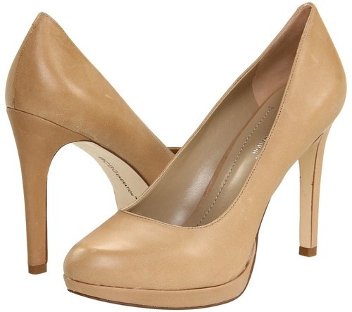Nude Pumps