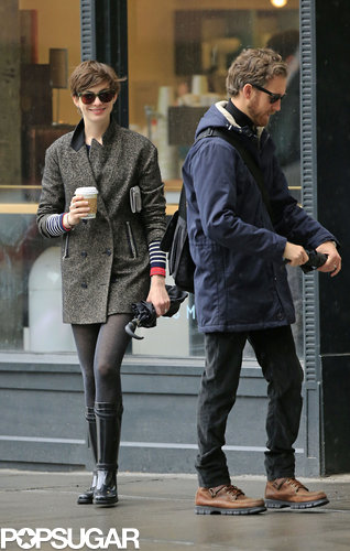 Anne Hathaway and husband Adam Shulman picked up coffee together in NYC.
Anne Hathaway and husband Adam Shulman picked up coffee together in NYC.