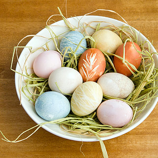 How to Naturally Dye Easter Eggs