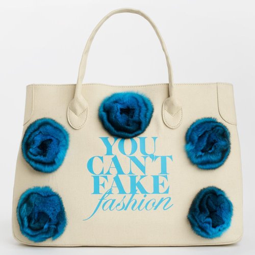 Carmen Marc Valvo
Carmen Marc Valvo