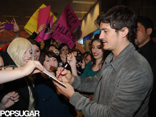 Orlando Bloom Touches Down to a Warm Welcome in Turkey Orlando Bloom Touches Down to a Warm Welcome in Turkey