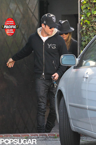 Jennifer Aniston and Justin Theroux Nest Ahead of Rumored Wedding Jennifer Aniston and Justin Theroux Nest Ahead of Rumored Wedding