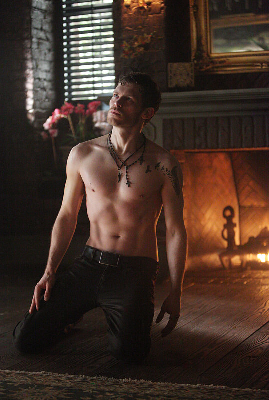 See Klaus Shirtless on The Vampire Diaries! See Klaus Shirtless on The Vampire Diaries!