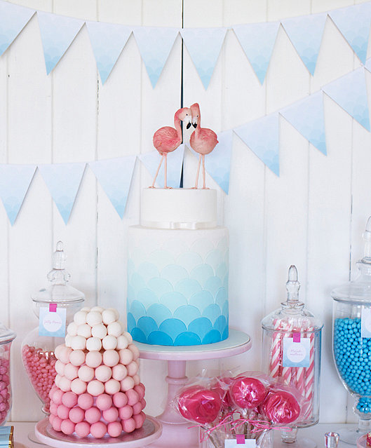 An Ombré Flamingo Cake An Ombré Flamingo Cake