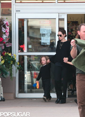 The Jolie-Pitts Mix Shopping and Sand on a Family Weekend The Jolie-Pitts Mix Shopping and Sand on a Family Weekend