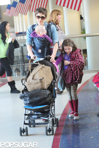 Maggie Gyllenhaal Lands in LA With Her Daughters and a New Pixie Cut Maggie Gyllenhaal Lands in LA With Her Daughters and a New Pixie Cut