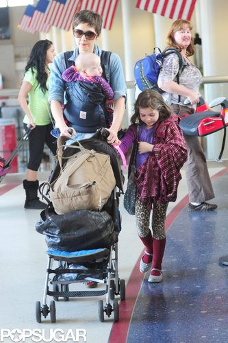 Maggie Gyllenhaal Lands in LA With Her Daughters and a New Pixie Cut Maggie Gyllenhaal Lands in LA With Her Daughters and a New Pixie Cut