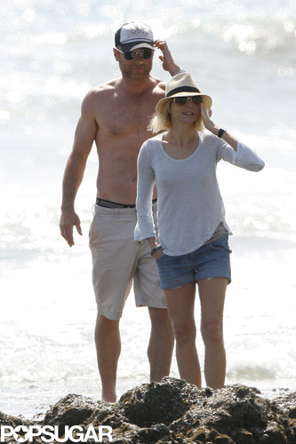 Naomi and Shirtless Liev Beach It With Their Boys in Malibu Naomi and Shirtless Liev Beach It With Their Boys in Malibu