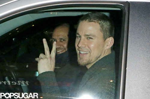 Channing Tatum smiled at cameras while in the car.
Channing Tatum smiled at cameras while in the car.
