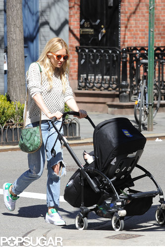 Sienna Miller Shows Support For Gay Marriage During Outing With Marlowe Sienna Miller Shows Support For Gay Marriage During Outing With Marlowe